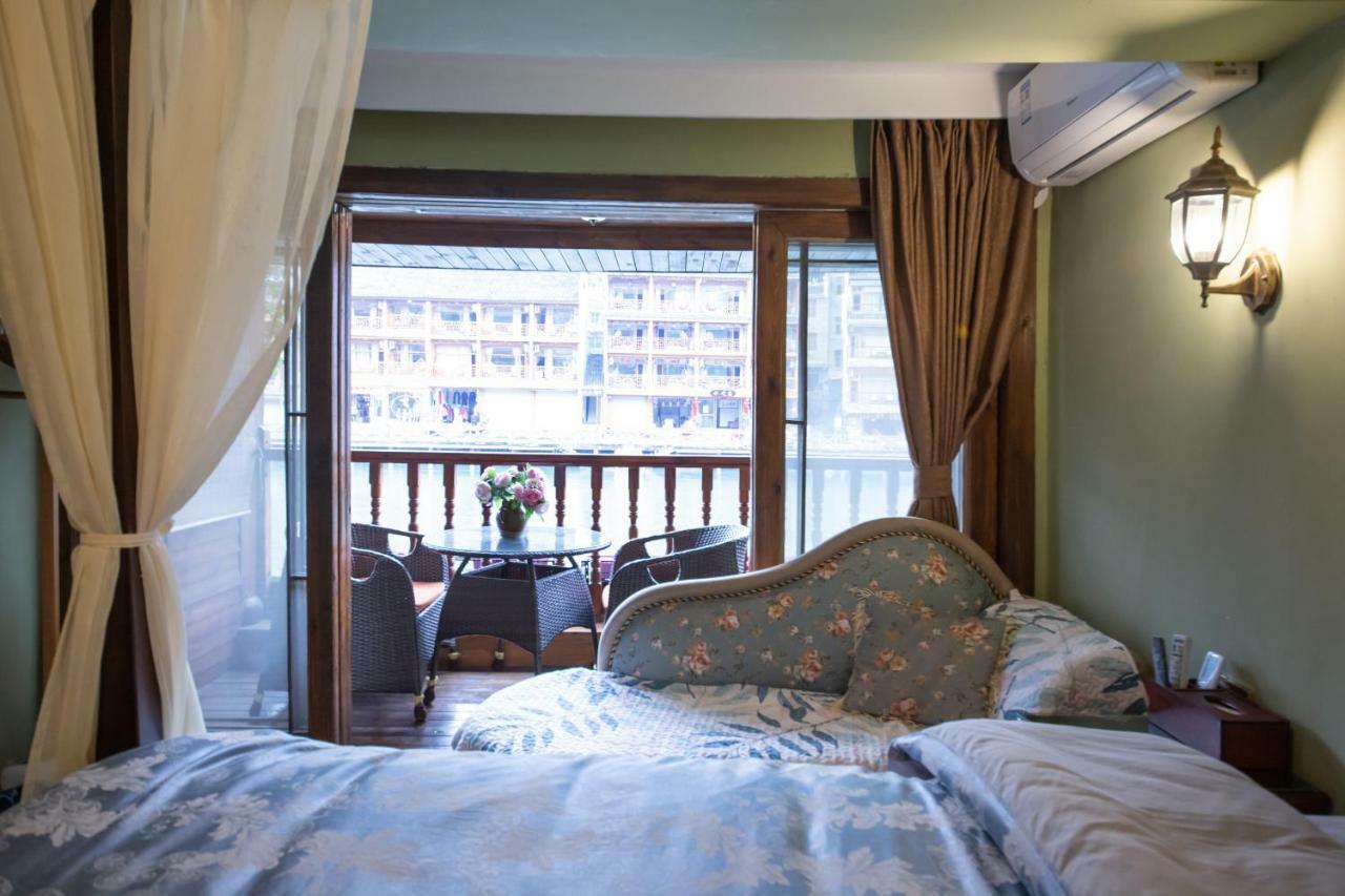 Flower Time Inn Phượng Hoàng cổ trấn Ngoại thất bức ảnh